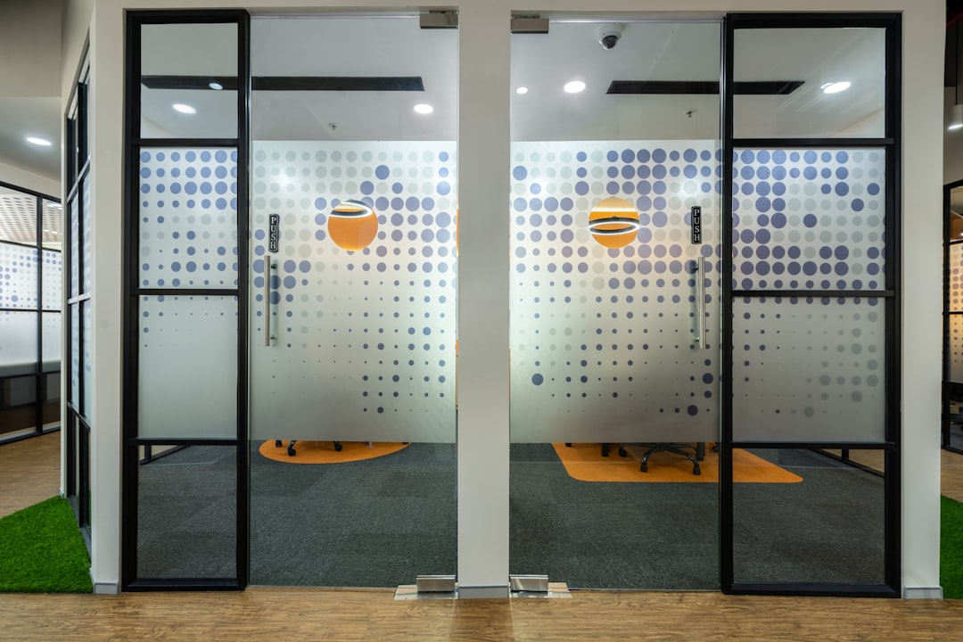 Photo Virtual Fitting Rooms